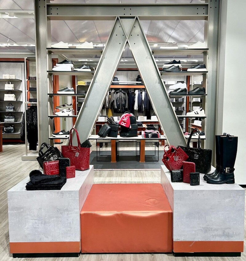 Focal display with AX letter fixture